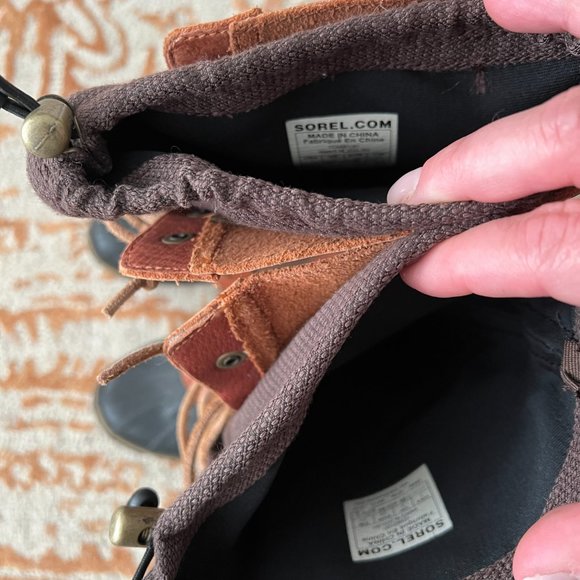 EUC Sorel Conquest Carly Tall Winter Lace Up Waterproof Boots Sz 7 - Picture 10 of 10